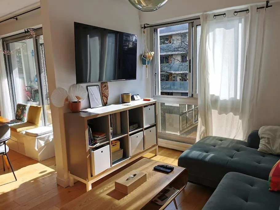 Flat With 3 Bedrooms 90 M2 Balcony And Parking, Subway Station Riquet